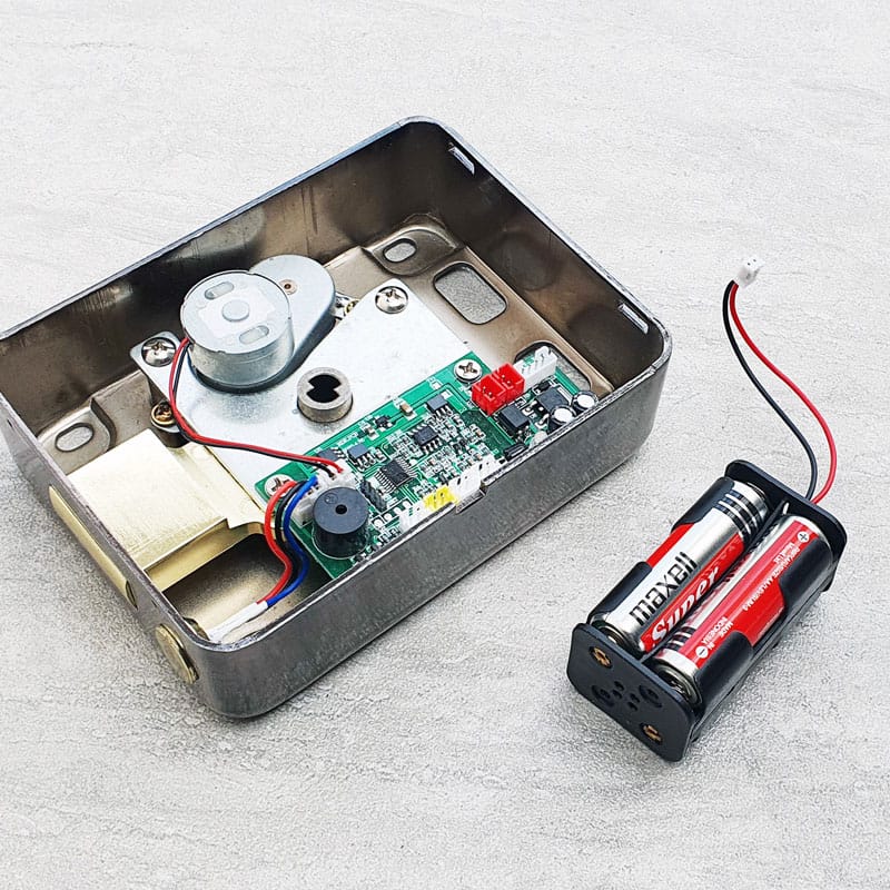 Khóa cổng dùng thẻ từ RL-066 - Ảnh 3