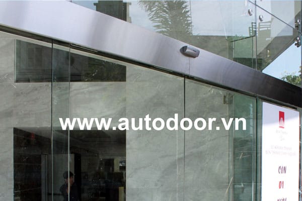 Cửa tự động cho toà nhà